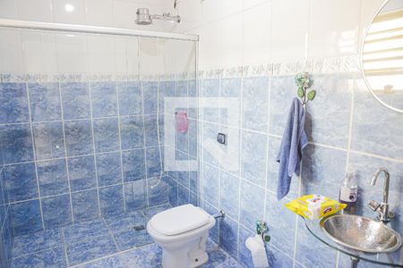 Casa à venda com 247m², 3 quartos e 6 vagas Casa à venda com 247m², 3 quartos e 6 vagasBanheiro