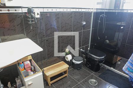 Casa à venda com 247m², 3 quartos e 6 vagas Casa à venda com 247m², 3 quartos e 6 vagasBanheiro da Suíte