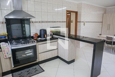 Casa à venda com 247m², 3 quartos e 6 vagas Casa à venda com 247m², 3 quartos e 6 vagasCozinha - Sala de Jantar