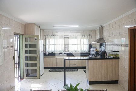 Casa à venda com 247m², 3 quartos e 6 vagas Casa à venda com 247m², 3 quartos e 6 vagasCozinha - Sala de Jantar
