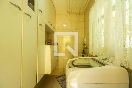 Casa à venda com 410m², 4 quartos e 2 vagasÁrea de Serviço