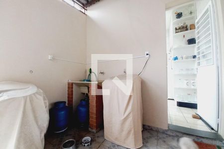 Casa à venda com 160m², 4 quartos e 4 vagasÁrea de Serviço