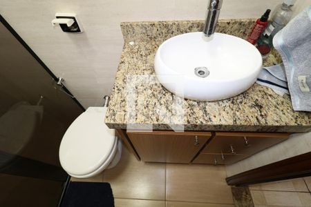 Casa à venda com 116m², 3 quartos e 2 vagasBanheiro da Suíte