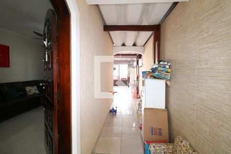 Casa à venda com 116m², 3 quartos e 2 vagasEntrada