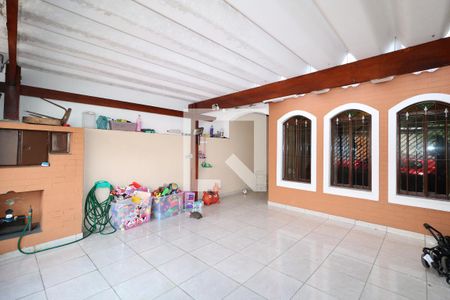 Casa à venda com 116m², 3 quartos e 2 vagasGaragem