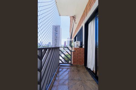 Apartamento à venda com 160m², 3 quartos e 2 vagasSuíte - Varanda