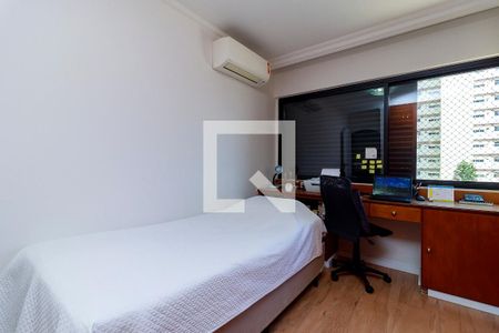 Apartamento à venda com 160m², 3 quartos e 2 vagasQuarto 3