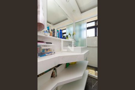 Apartamento à venda com 160m², 3 quartos e 2 vagasBanheiro 2