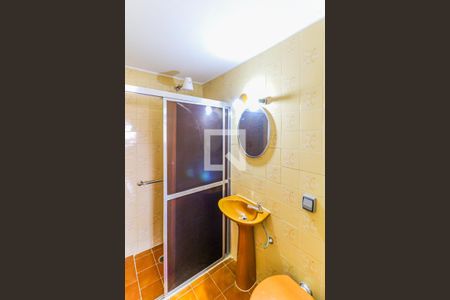 Banheiro de apartamento para alugar com 1 quarto, 31m² em Santo Amaro, São Paulo