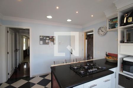 Casa à venda com 320m², 3 quartos e 3 vagasCozinha