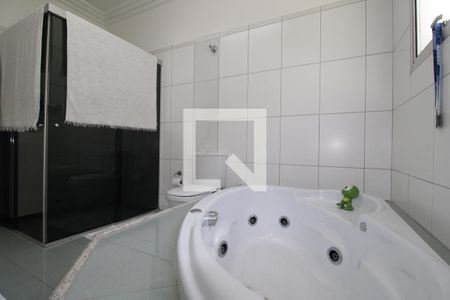 Casa à venda com 320m², 3 quartos e 3 vagasBanheiro