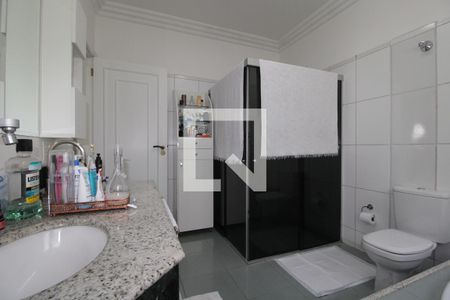 Casa à venda com 320m², 3 quartos e 3 vagasBanheiro