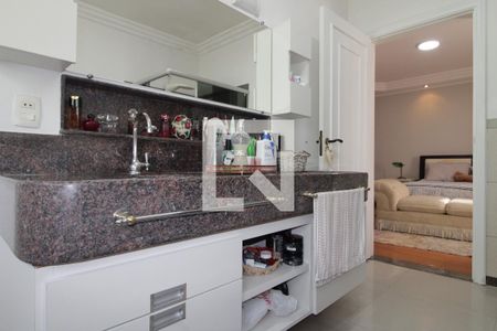 Casa à venda com 320m², 3 quartos e 3 vagasbanheiro do Quarto 2 - suíte