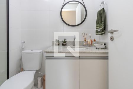 Apartamento à venda com 81m², 2 quartos e 2 vagas Apartamento à venda com 81m², 2 quartos e 2 vagasBanheiro