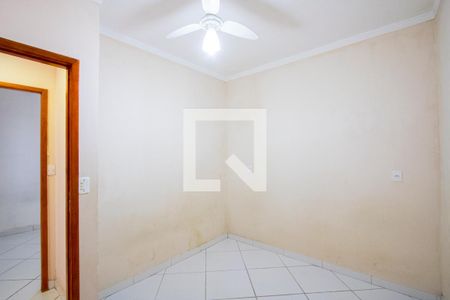 Quarto 2 de casa para alugar com 2 quartos, 65m² em Jardim Ipanema, Santo André
