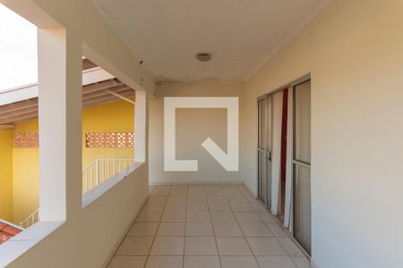 Casa à venda com 232m², 4 quartos e 6 vagasVaranda da Sala de TV