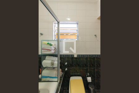 Casa à venda com 232m², 4 quartos e 6 vagasBanheiro da Suíte