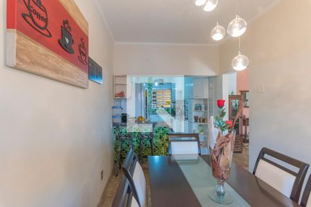 Casa à venda com 232m², 4 quartos e 6 vagasSala de Jantar