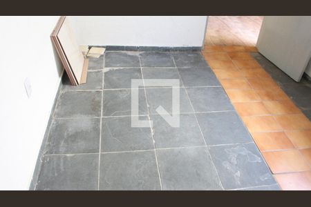 Casa à venda com 95m², 2 quartos e 2 vagasQuarto de Serviço