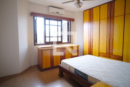 Casa à venda com 180m², 3 quartos e 2 vagasSuíte