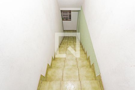 Casa à venda com 234m², 5 quartos e 5 vagasEscada