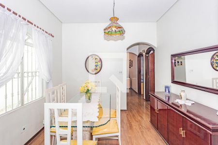 Casa à venda com 234m², 5 quartos e 5 vagasSala de Jantar