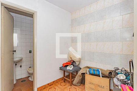 Casa à venda com 234m², 5 quartos e 5 vagasQuarto de Serviço