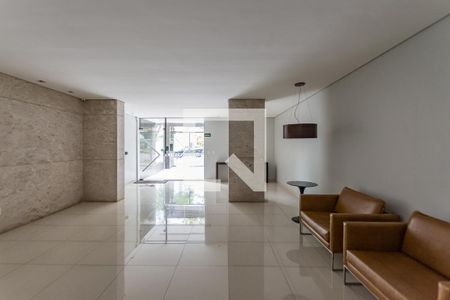 Apartamento à venda com 154m², 4 quartos e 4 vagas Apartamento à venda com 154m², 4 quartos e 4 vagasHall de entrada