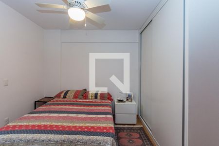 Apartamento à venda com 154m², 4 quartos e 4 vagas Apartamento à venda com 154m², 4 quartos e 4 vagasSuíte 2
