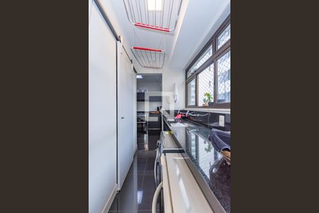 Apartamento à venda com 154m², 4 quartos e 4 vagas Apartamento à venda com 154m², 4 quartos e 4 vagasÁrea de Serviço