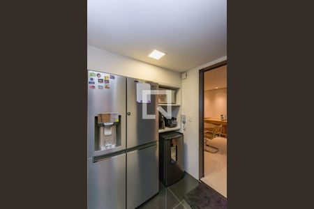 Apartamento à venda com 154m², 4 quartos e 4 vagas Apartamento à venda com 154m², 4 quartos e 4 vagasCozinha