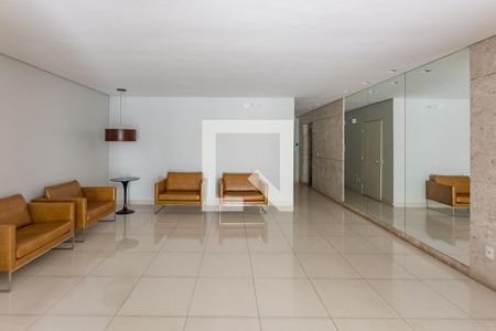 Apartamento à venda com 154m², 4 quartos e 4 vagas Apartamento à venda com 154m², 4 quartos e 4 vagasHall de entrada