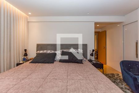 Apartamento à venda com 154m², 4 quartos e 4 vagas Apartamento à venda com 154m², 4 quartos e 4 vagasSuíte 1
