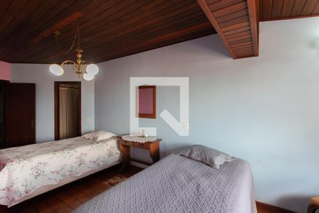 Casa à venda com 500m², 5 quartos e 4 vagas Casa à venda com 500m², 5 quartos e 4 vagasSuíte 1