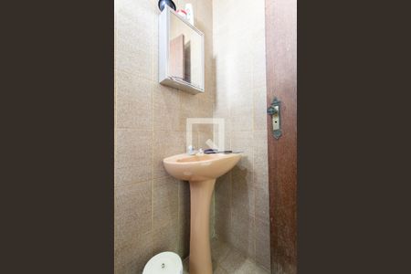 Casa à venda com 500m², 5 quartos e 4 vagas Casa à venda com 500m², 5 quartos e 4 vagasBanheiro da Suíte de Serviço