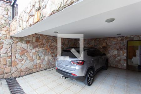 Casa à venda com 500m², 5 quartos e 4 vagas Casa à venda com 500m², 5 quartos e 4 vagasGaragem