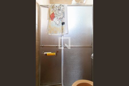 Casa à venda com 500m², 5 quartos e 4 vagas Casa à venda com 500m², 5 quartos e 4 vagasBanheiro da Suíte de Serviço