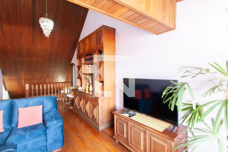 Casa à venda com 500m², 5 quartos e 4 vagas Casa à venda com 500m², 5 quartos e 4 vagasSala de estar 2