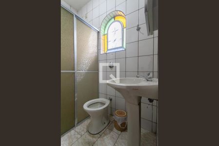 Casa à venda com 500m², 5 quartos e 4 vagas Casa à venda com 500m², 5 quartos e 4 vagasBanheiro 3