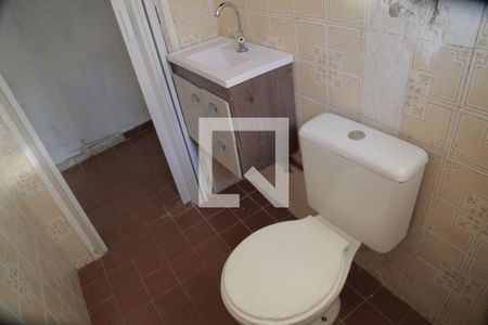 Casa à venda com 180m², 4 quartos e 3 vagasBanheiro da Edícula