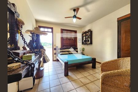 Casa de condomínio à venda com 320m², 4 quartos e 4 vagasQuarto 1