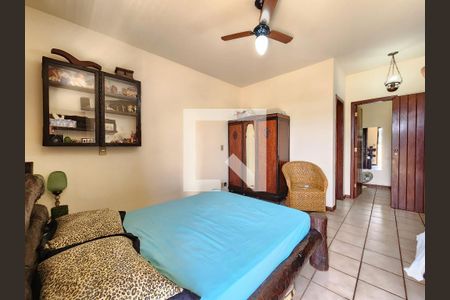 Casa de condomínio à venda com 320m², 4 quartos e 4 vagasQuarto 1