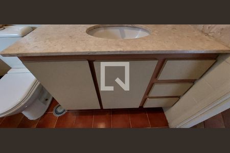 Apartamento à venda com 138m², 2 quartos e 3 vagasBanheiro 