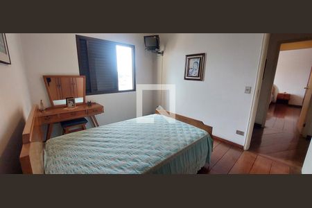 Apartamento à venda com 138m², 2 quartos e 3 vagasQuarto 2