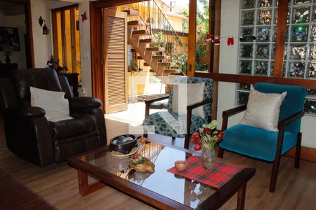 Casa à venda com 400m², 4 quartos e 3 vagas Casa à venda com 400m², 4 quartos e 3 vagasSala de Tv