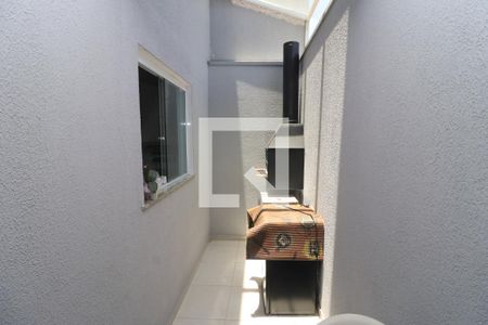 Casa de condomínio à venda com 130m², 3 quartos e 2 vagasChurrasqueira