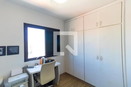 Apartamento à venda com 156m², 4 quartos e 3 vagas Apartamento à venda com 156m², 4 quartos e 3 vagasQuarto 02