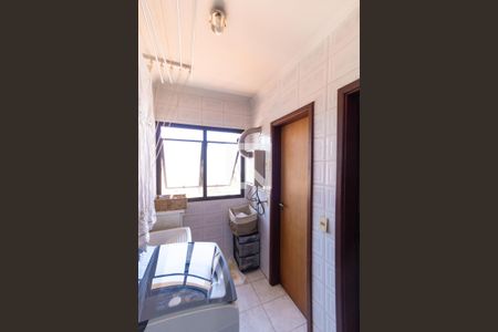Apartamento à venda com 156m², 4 quartos e 3 vagas Apartamento à venda com 156m², 4 quartos e 3 vagasÁrea de Serviço