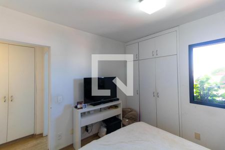 Apartamento à venda com 156m², 4 quartos e 3 vagas Apartamento à venda com 156m², 4 quartos e 3 vagasSuíte 02
