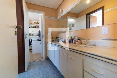 Apartamento à venda com 156m², 4 quartos e 3 vagas Apartamento à venda com 156m², 4 quartos e 3 vagasCorredor